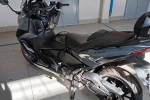 TMAX 2024 GRIGIO NARDÒ 