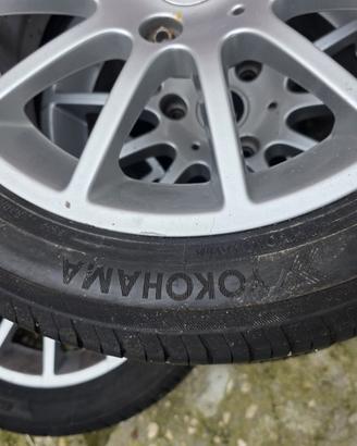 Cerchi in lega originali Smart + gomme Yokohama bu