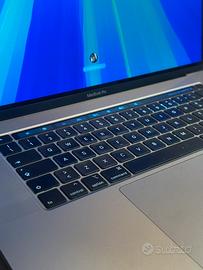 MacBook Pro 16” 2019 i7 16GB RAM SSD 512GB