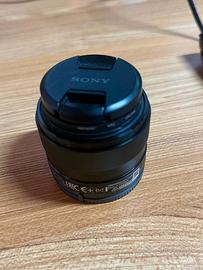 Sony E 35mm F1.8 OSS SEL35F18 – obiettivo APS-C pe