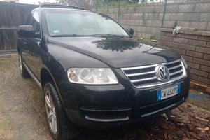 Volkswagen Touareg V6