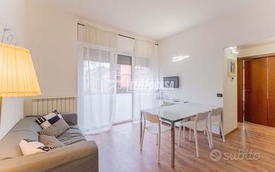 BILOCALE RISTRUTTURATO ZONA AFFORI