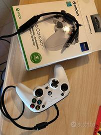 Nacon pro compact xbox controller