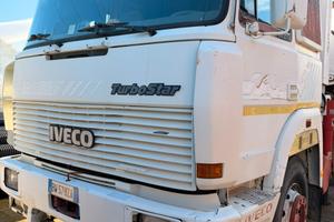 Iveco 240-48 turbo star con gru bonfiglioli