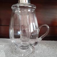 Caraffa in vetro con coperchio