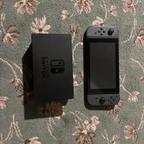 Nintendo switch Nera con 5 giochi e custodia