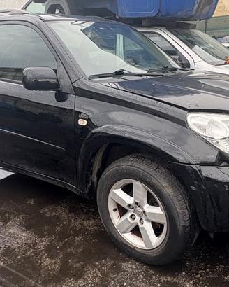 Toyota Rav 4 2.0 diesel solo per ricambi