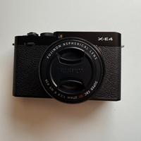 Fuji X-E4 con Fujinon XF27mmF2.8 nera