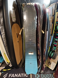 Snowboard Nidecker, Jones e Yes