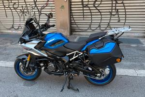 Suzuki gsx s 1000 gx touring