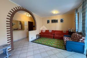 3 LOCALI A TRECATE
