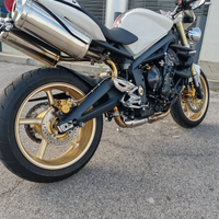 Triumph street triple 675