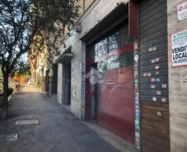 NEGOZIO A ROMA