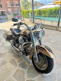 HARLEY-DAVIDSON Road King 1690 CVO centenario FLHR