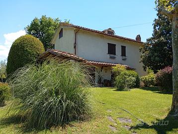 Casa di campagna singola