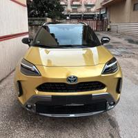 YARIS CROSS PREMIERE 04/2022 34.500