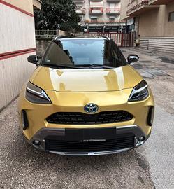 YARIS CROSS PREMIERE 04/2022 34.500