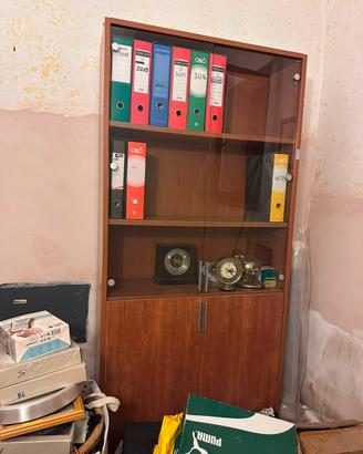 Libreria/mobile ufficio in legno con ante in vetro