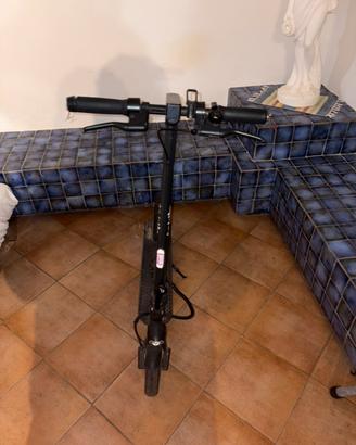 monopattino elettrico teklio