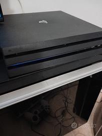 ps 4 pro non funziona come si vede in foto 