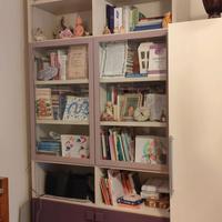 libreria in legno pesante da falegname.