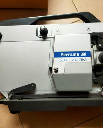 Proiettore super 8