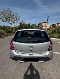 DACIA Sandero 1ª serie - 2012