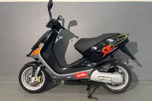 Aprilia SR 50 Replica Max Biaggi