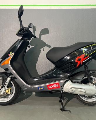 Aprilia SR 50 Replica Max Biaggi