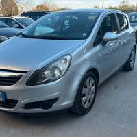 Opel Corsa 1.2. 12V 5 porte benzina
