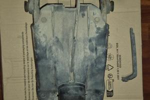 Supporto Piastra e Fanale Post. Honda XL 600 PD04