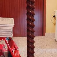 Appendi abiti in legno