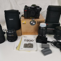 Nikon d200 con scatola e accessori