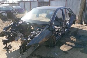 Audi q8 scocca per taglio lamiera