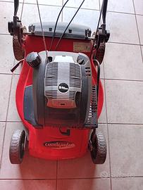 Tagliaerba con trazione