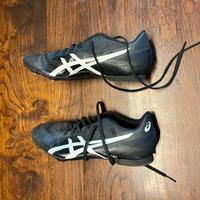 Scarpe da corsa chiodate