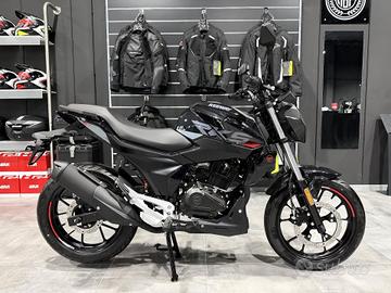 Keeway RKS 125 La NAKED sportiva più economica !