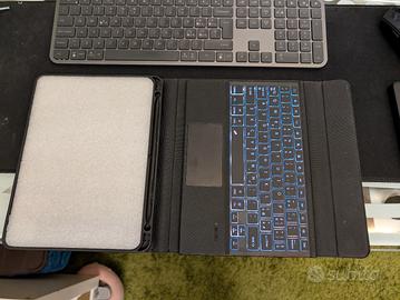 Cover con tastiera per ipad