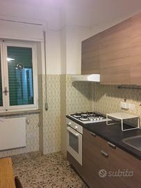 Pressi policlinico camera arredata per studente