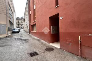 MULTILOCALE A L'AQUILA