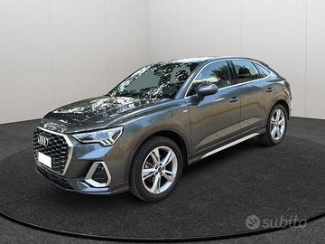 Audi Q3 Sportback 35 TDI S tronic Identity Black