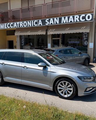 Volkswagen Passat 1.6 tdi Business 120cv dsg