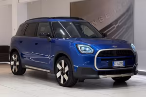MINI Countryman Mini 2.0 48V D Favoured auto