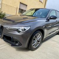 alfa romeo stelvio 2.2 TD 190cv AT8 anno 12/2021