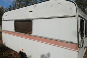 Camper roulotte modulo su ruote container