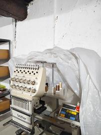 Ricamatrice industriale 12 aghi Brother/Tajima