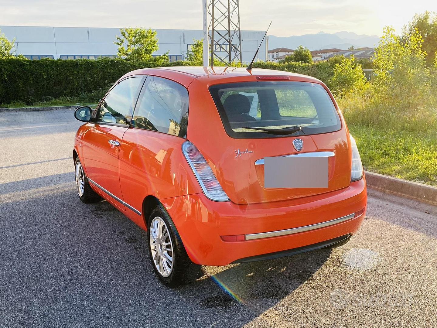 Dacia Ypsilon 2011 photo 2