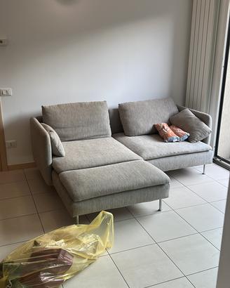 Divano ikea anno 2023