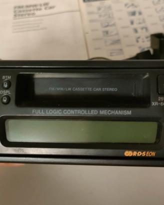Autoradio e lettore cassette SONY 
