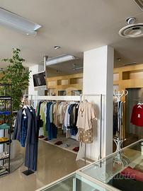 NEGOZIO A GRASSOBBIO